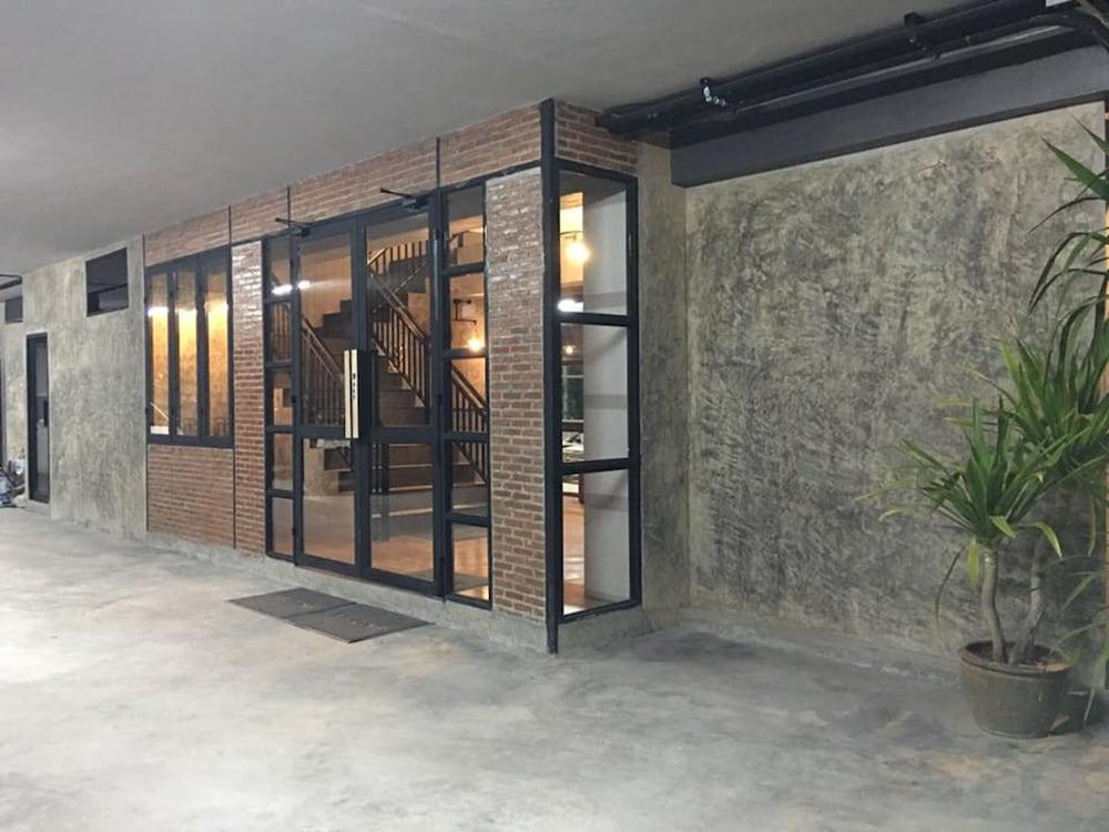 Hotel North Town Chiangmai 2*